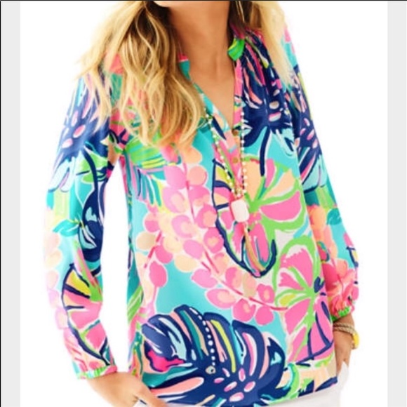 Lilly Pulitzer Tops - Lilly Pulitzer Elsa Silk Top Exotic Garden Medium